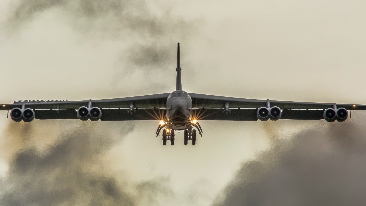 The B-52J Stratofortress Is The U.S. Air Force's 'Newest' Bomber | The ...